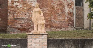 Donna con Bambino - Alik Cavaliere - Immagine: 1